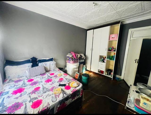 9 BEDROOM HOUSE FOR SALE IN ROSETTENVILLE